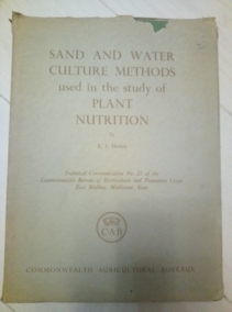 Hewitt E.J. Sand and Water Culture Methods Used in the Study of Plant Nutrition